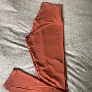 Lululemon Align 25”